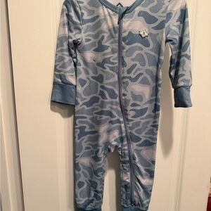 BURLEBO Blue Camo Zip-Front Kids One-Piece Footie